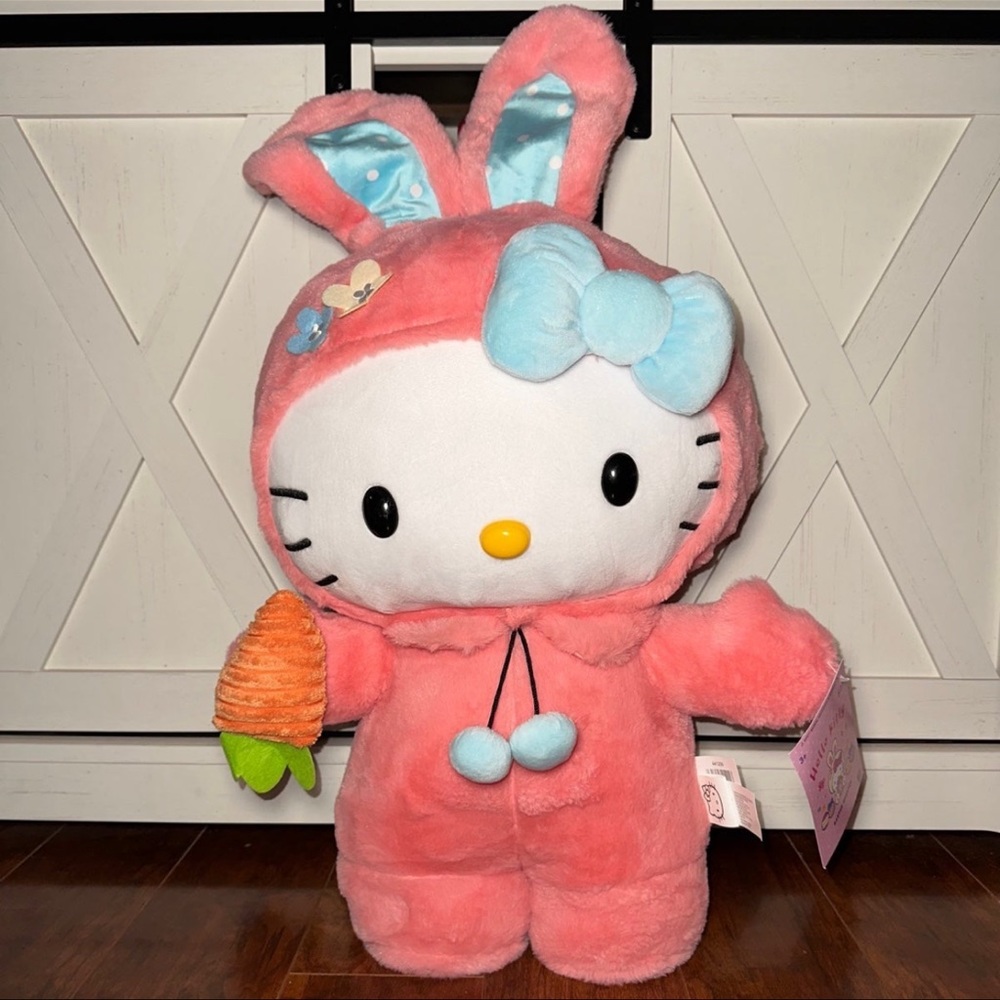 Hello Kitty Easter Greeter - Picture 3 of 6